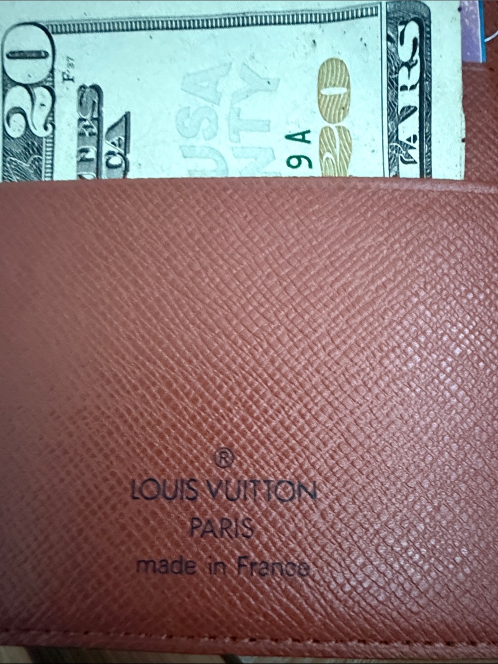 Louis Vuitton MM Agenda Passport - Picture 4 of 9